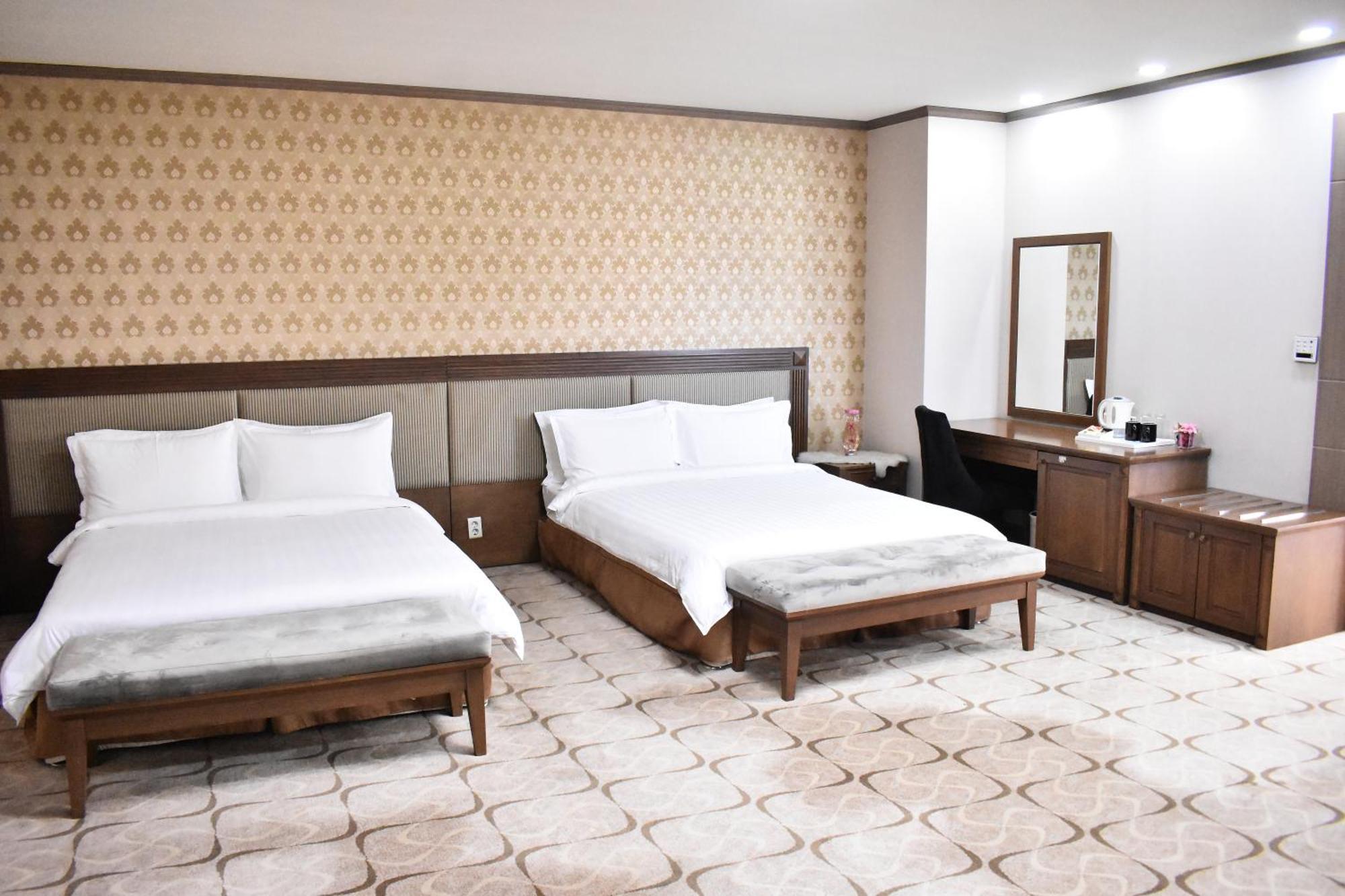 Sunjin Grand Hotel Ulan Bator Exterior foto