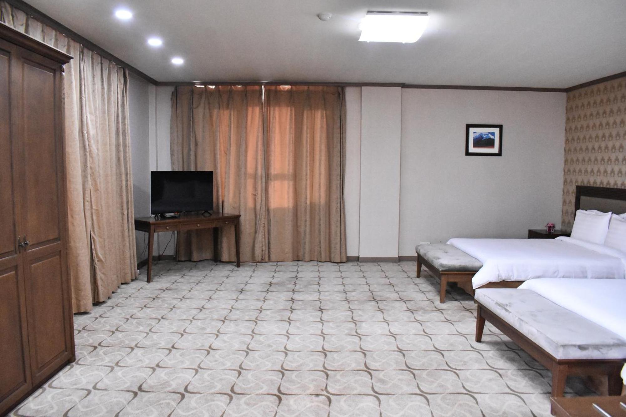 Sunjin Grand Hotel Ulan Bator Exterior foto